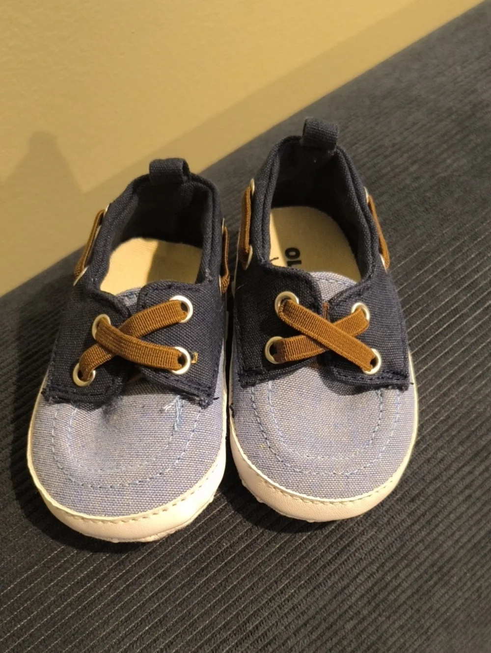 Old Navy Navy and Light Blue Canvas Baby Shoes with Brown Accents